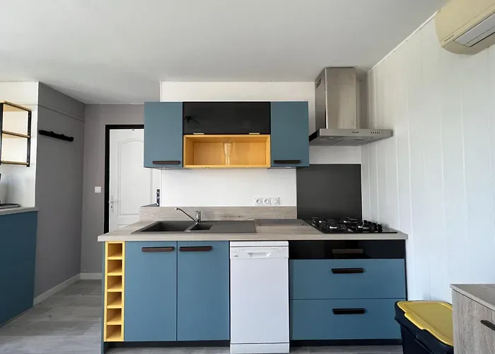 Au Bien Aitre Semesterbostad